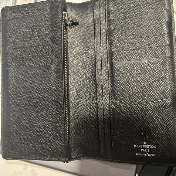 Louis Vuitton Damier Bi-fold - Picture 7 of 9